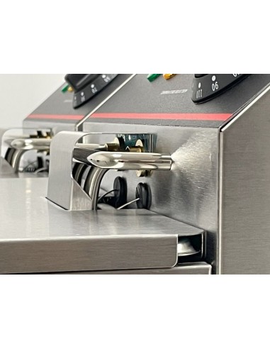 Freidora Banks mod. FEM6+6, electrica