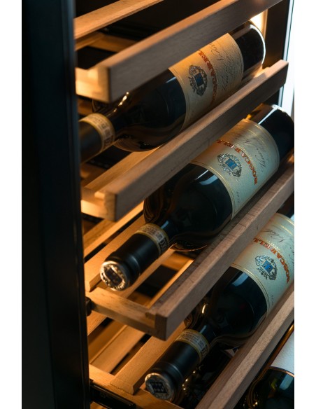 Armario expositor refrigerado de vinos Horekus Mod. KDW190-1TB